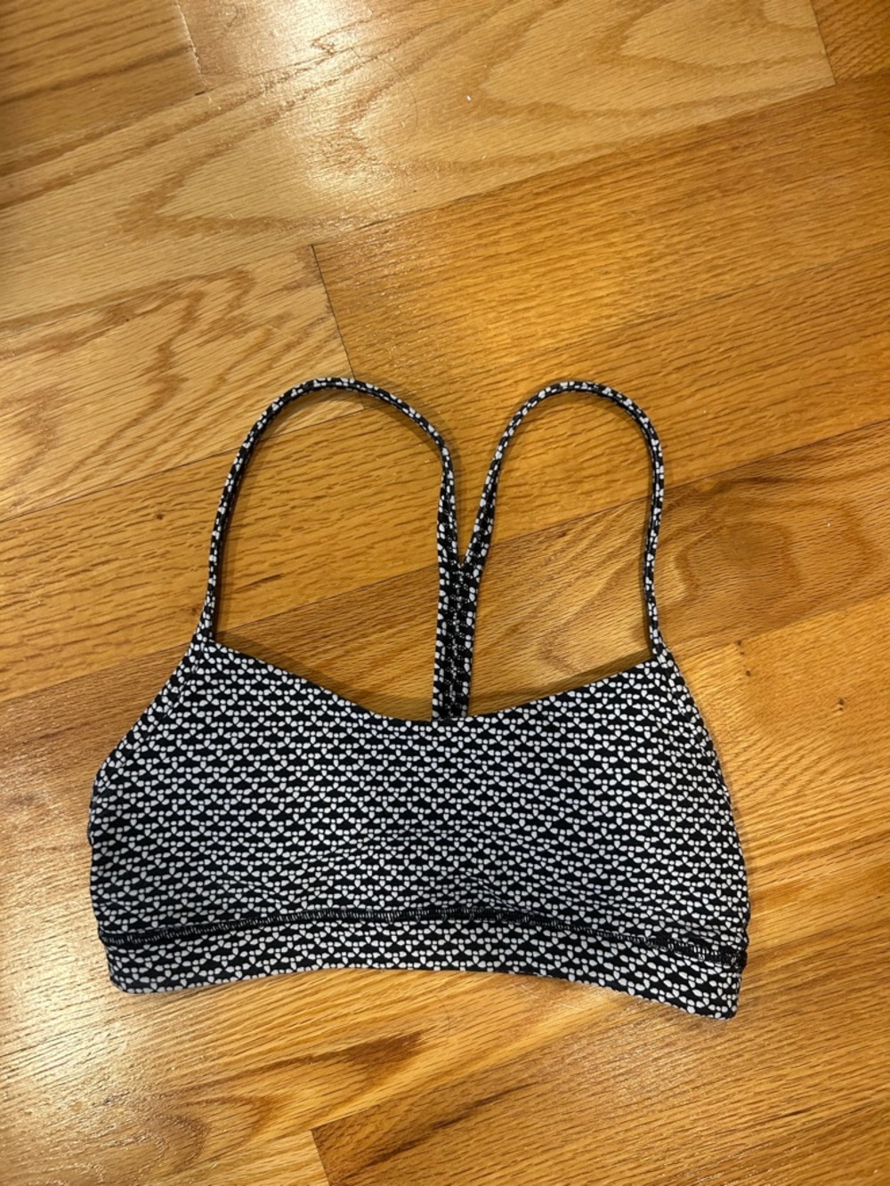 lululemon athletica Black & White Patterned Strappy Sports Bra